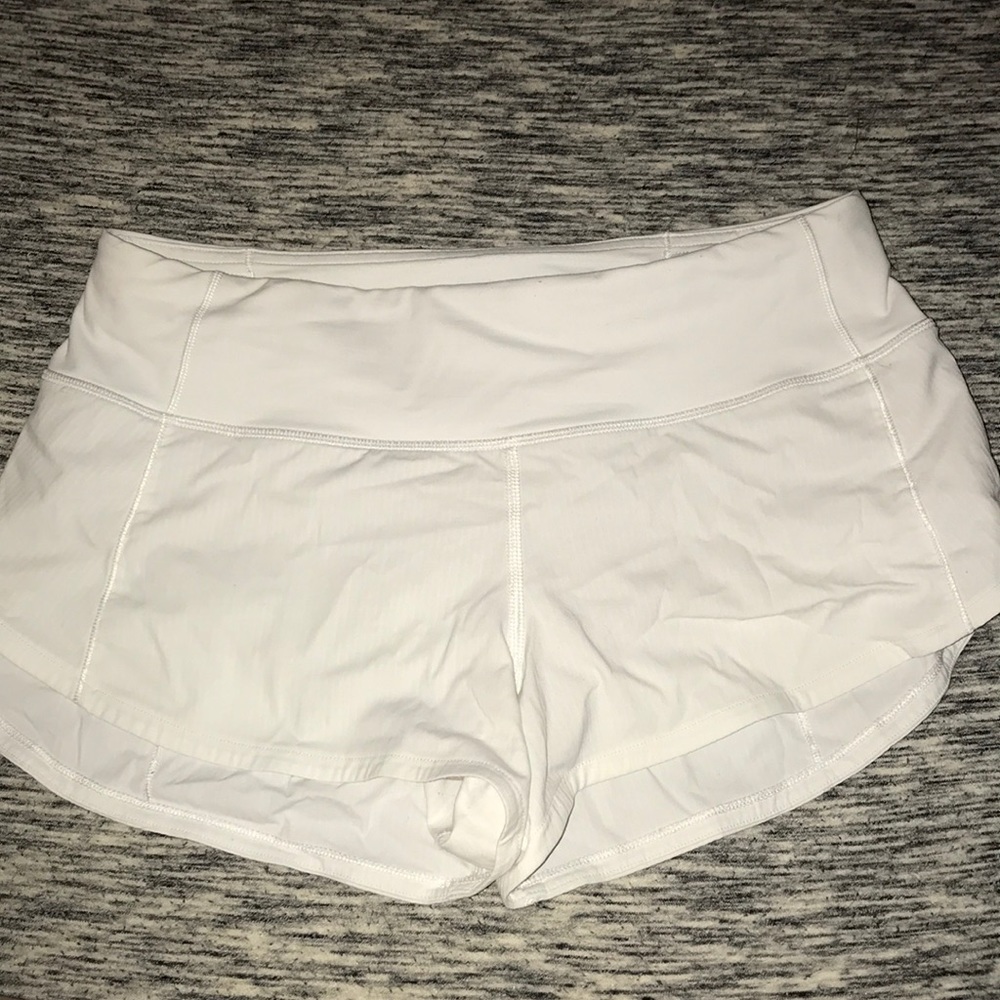Lululemon White Run Times Shorts *NEED GONE*